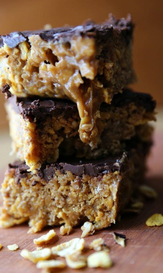 Gooey Honey Bunches of Oats Caramel Cereal Bars 