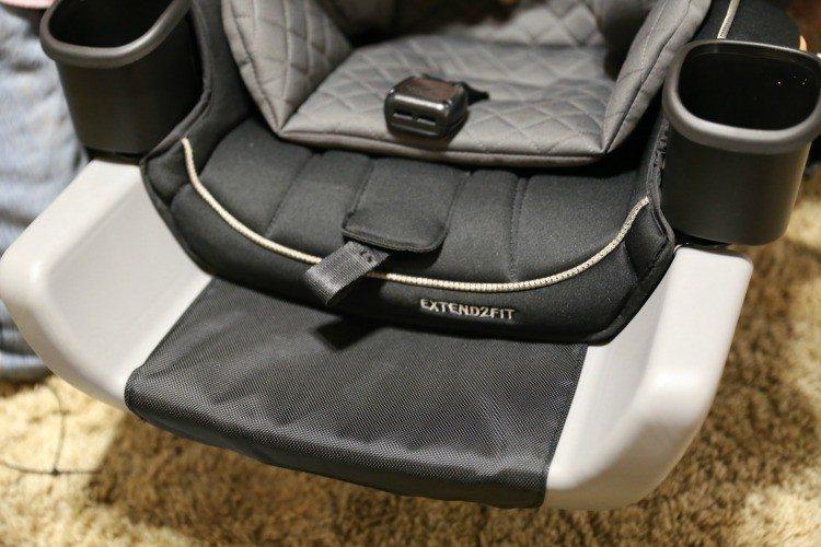 The Graco Extend2Fit Convertible Car Seat 