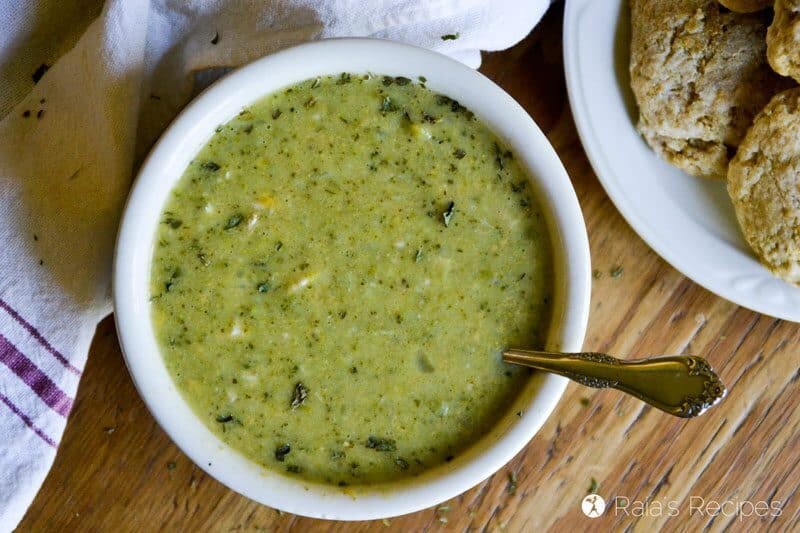Instant Pot Cheesy Broccoli Soup